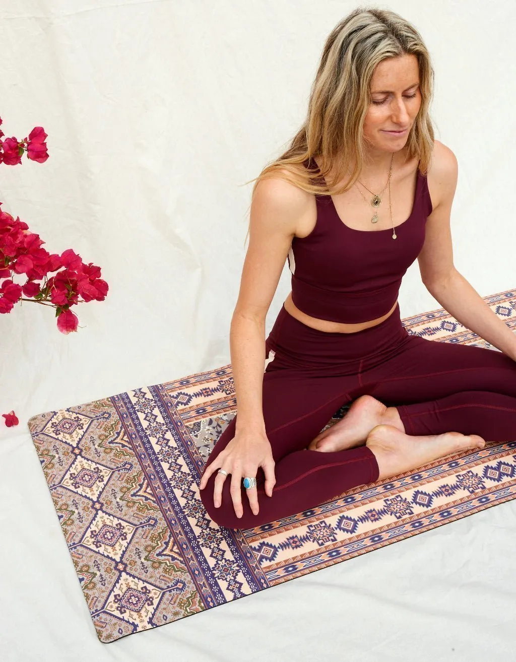 4 mm Desert Sand Yoga Mat   Strap