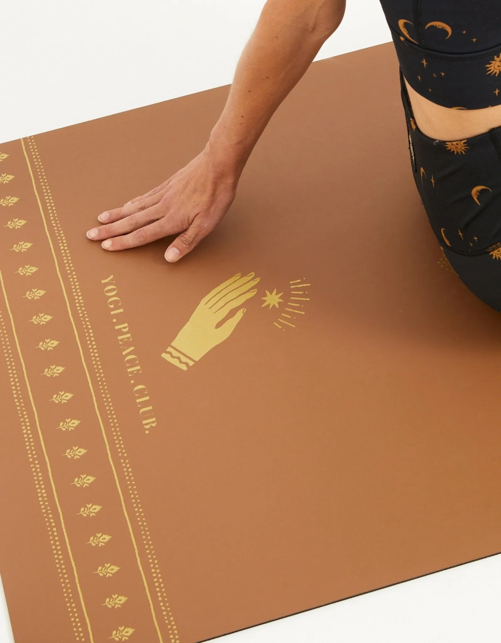5 mm Deluxe Spice   GOLD Yoga Mat   Strap