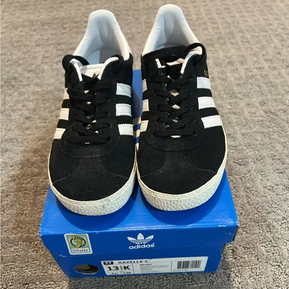 Adidas Gazelle Shoes Size 13.5 Kids Unisex