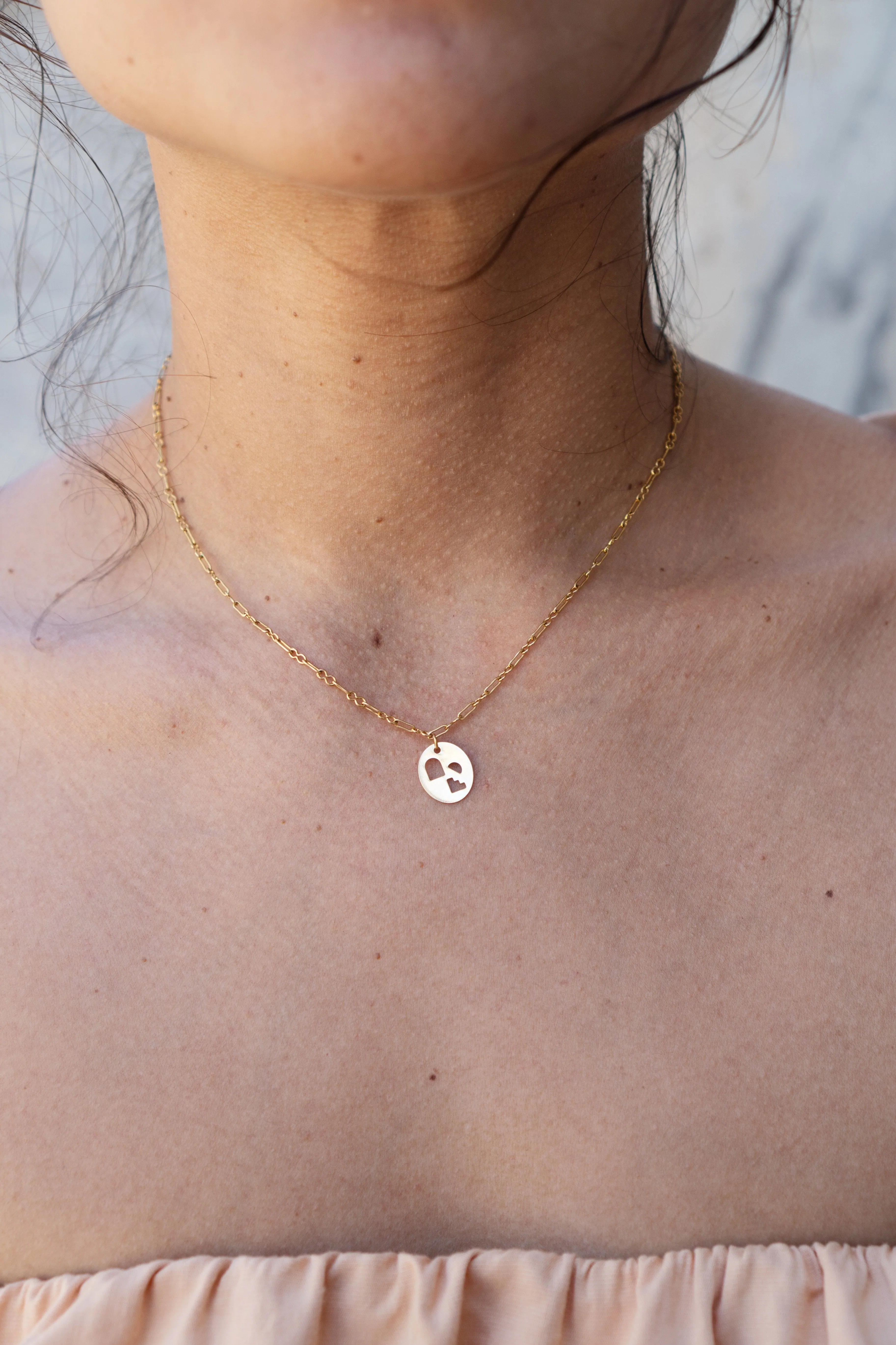 Alma Choker