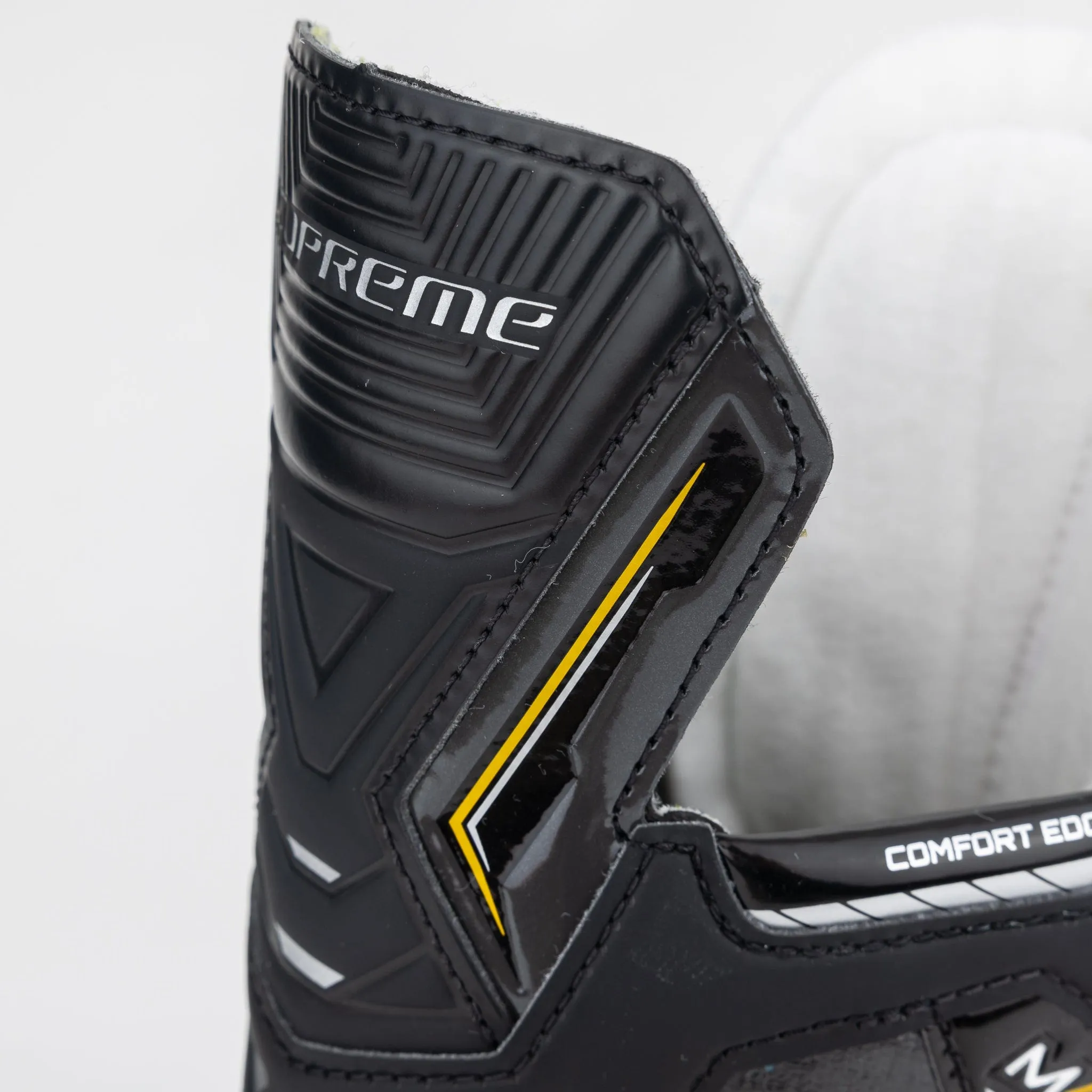 Bauer Supreme M40 Intermediate Hockey Skates