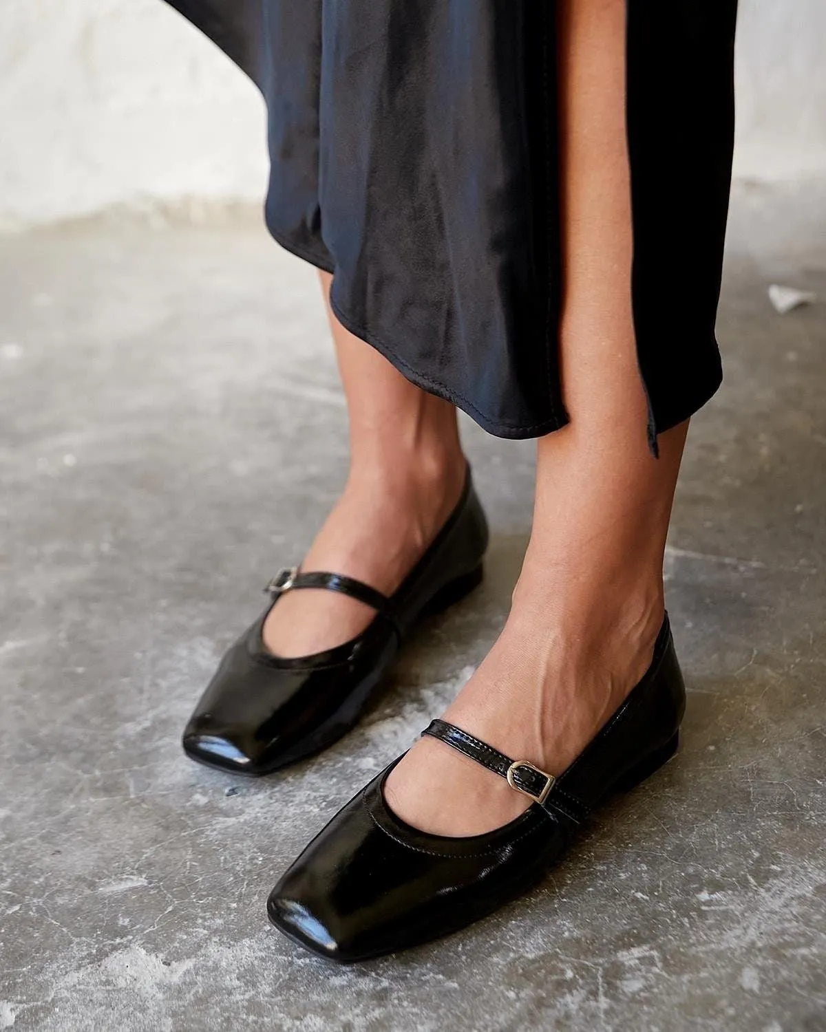 Bella Ballerina Buckle Shoes