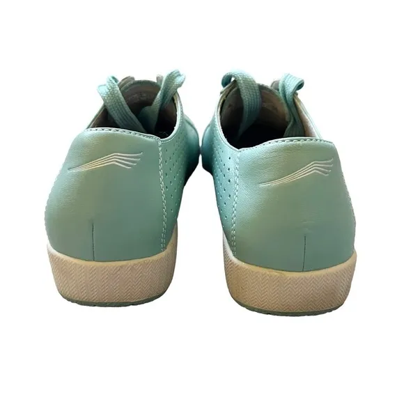 Dansko Orli Perforated Leather Lace Up Walking Comfort Sneaker Aqua Sz 38 7.5-8
