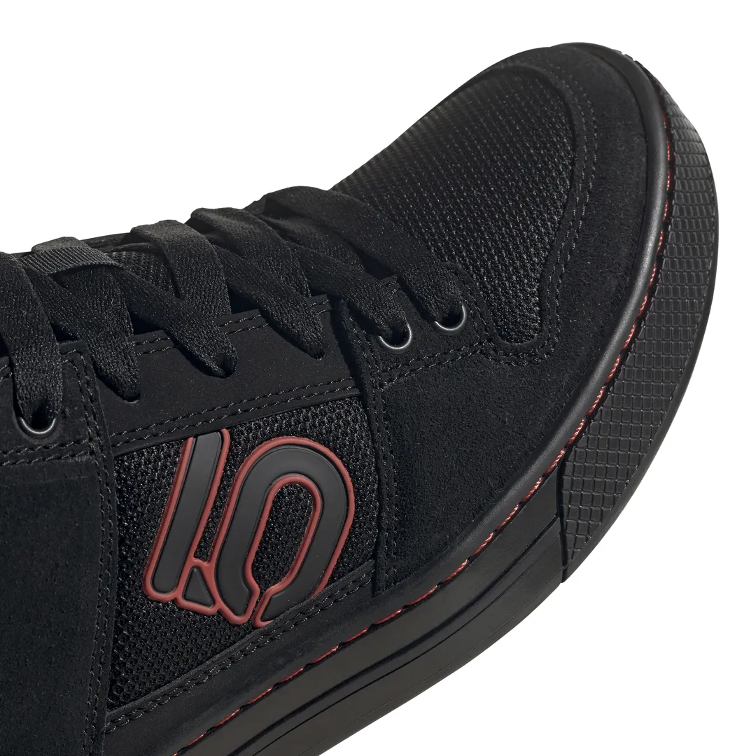 Five Ten Shoes Freerider - Core Black / Cloud White / Cloud White