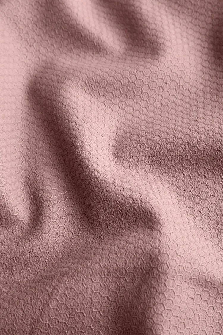 Grounded No-Slip Towel