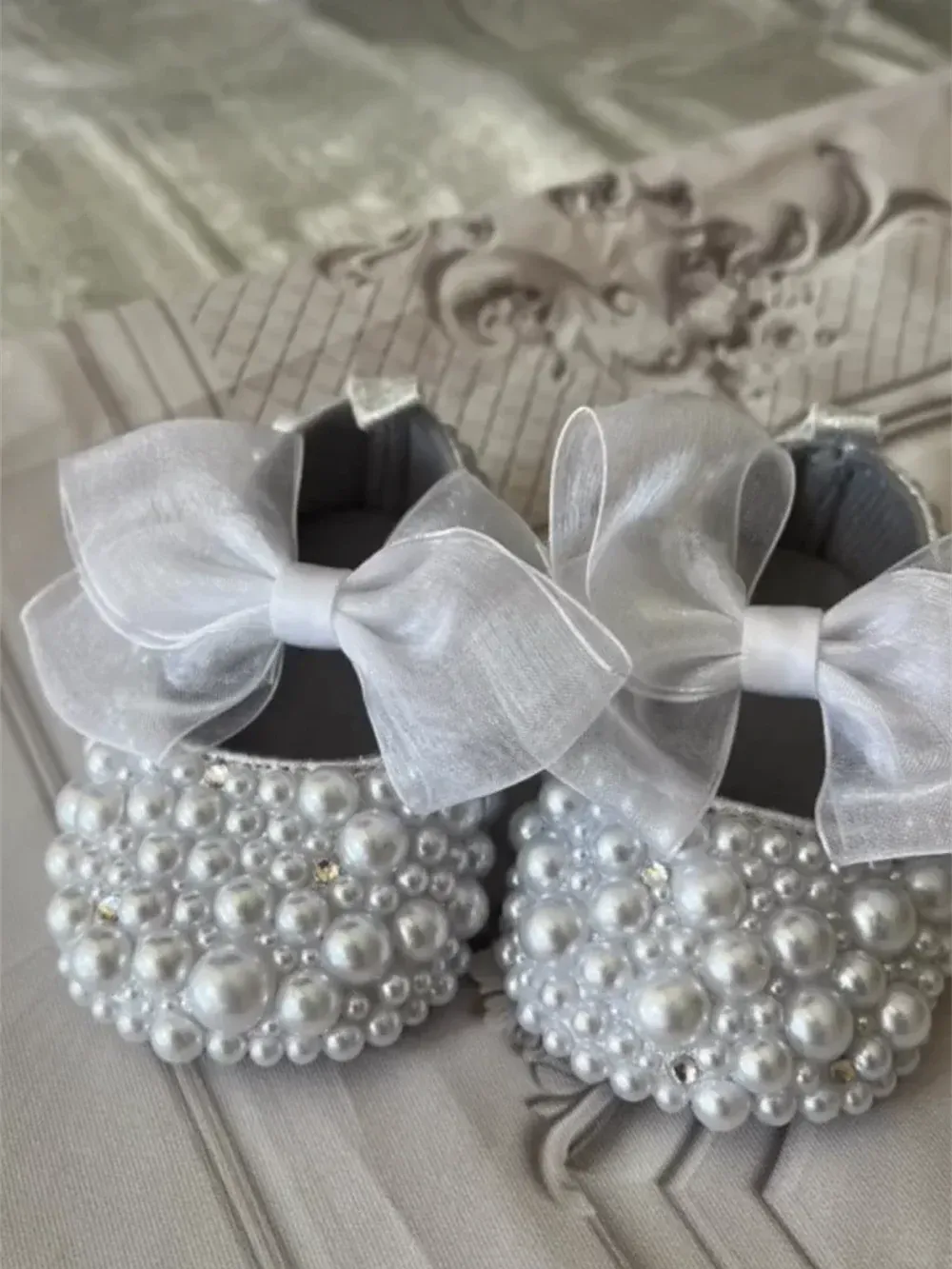 Handmade White Pearls Bling Rhinestone Baby Crib Shoes Christening Outfit Wedding Sparkle Organza Baptism 0-3m Shoes