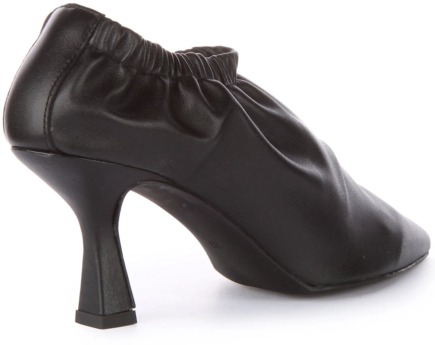 Justinreess England Queen In Black For Women | Secret Sale