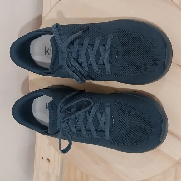 Kizik Lima Sneaker Shoes Orion Blue Unisex M 9.5 W 11 Lace up Slip On Running