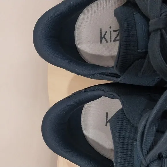 Kizik Lima Sneaker Shoes Orion Blue Unisex M 9.5 W 11 Lace up Slip On Running