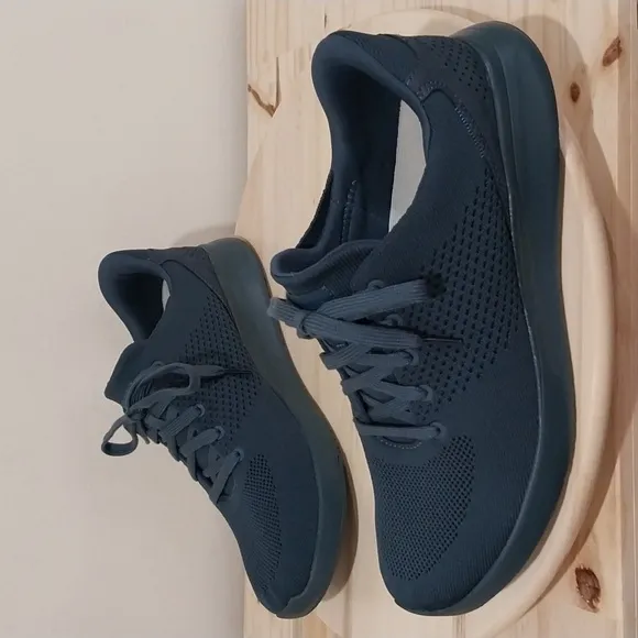 Kizik Lima Sneaker Shoes Orion Blue Unisex M 9.5 W 11 Lace up Slip On Running