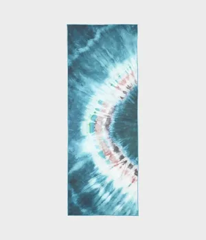 Manduka eQua® Mat Towel - Eclipse Dye Caribbean