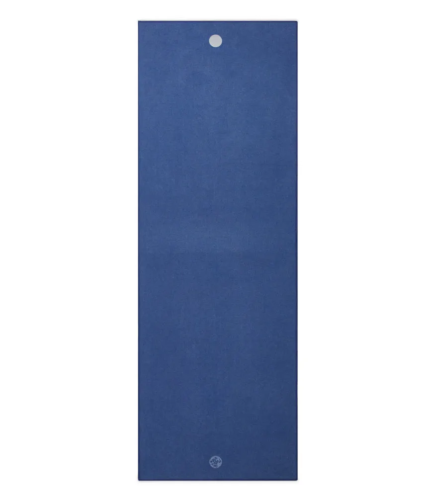 Manduka Yogitoes Skidless Yoga Mat Towel 71'' - Moon 2.0