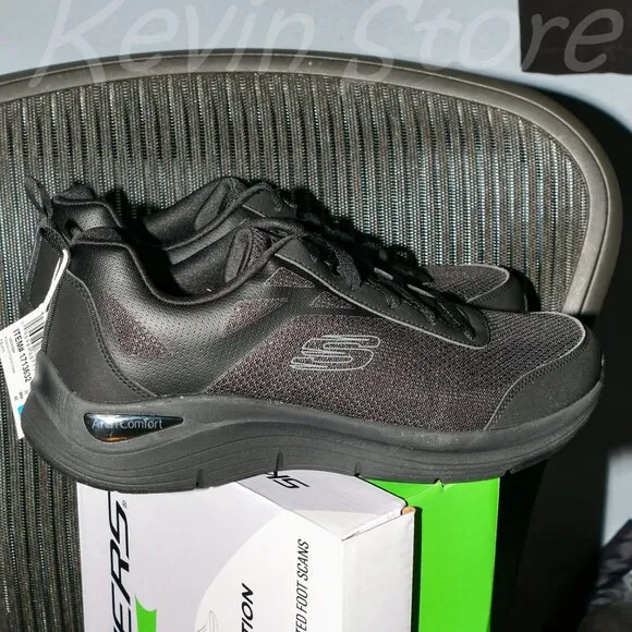 Men's Arch Comfort Sneaker ,Skechers ,Black