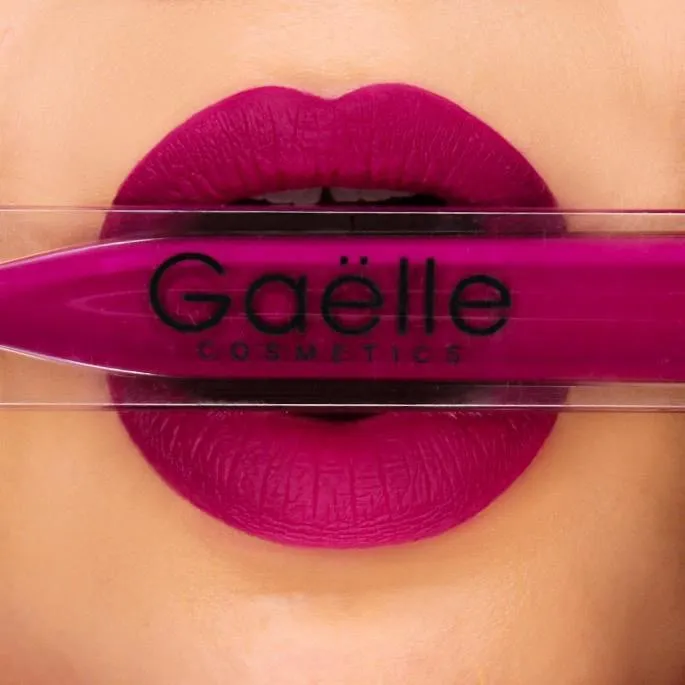 Michelle: Long-Lasting Matte