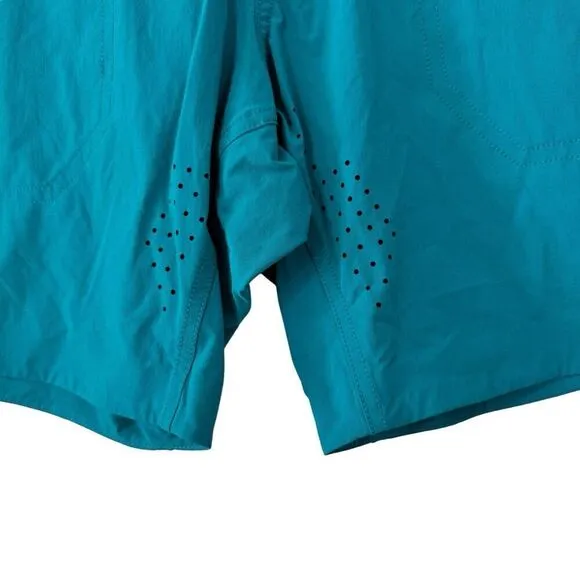 NEW Backcountry Medium Shorts Belted Teal Blue Athletic Hike Nylon Womens