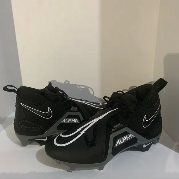 Nike‎ Alpha Menace Pro 3 Black White Football Cleats