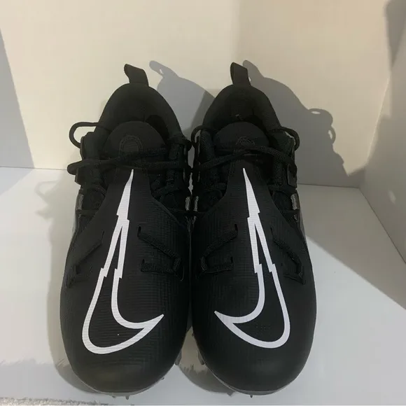 Nike‎ Alpha Menace Pro 3 Black White Football Cleats