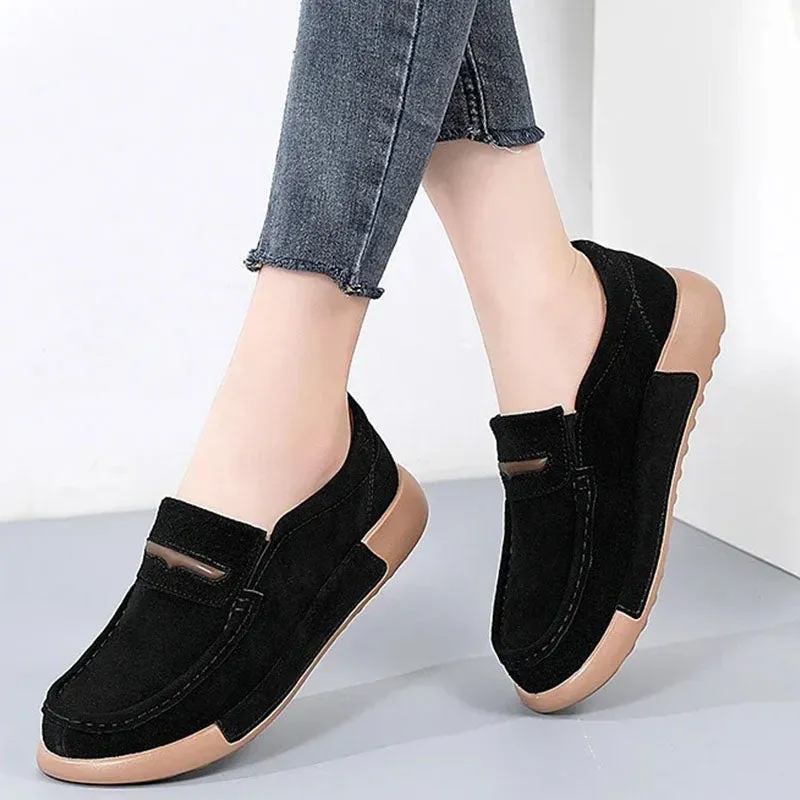 Orthopedic moccasins for women