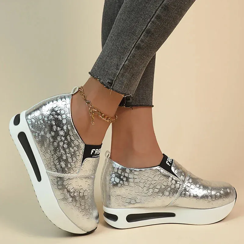 Platform Sneakers Women Casual Non-Slip Thick Sole Sports Shoes Plus Size Slip-On Loafers