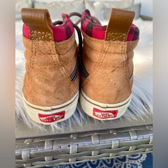 Sk8-Hi MTE Boot - size 5