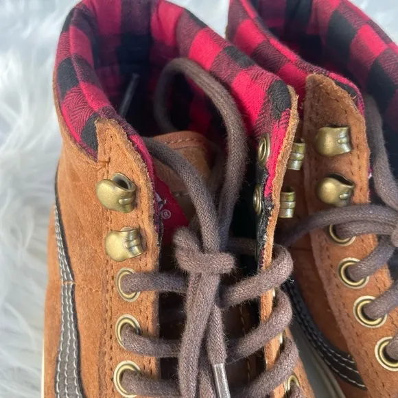 Sk8-Hi MTE Boot - size 5