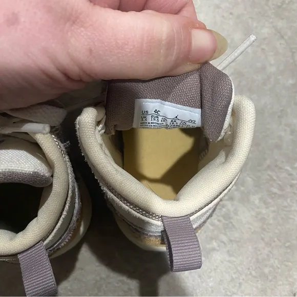 Toddler 4C Nike Air Jordan 1 MidSE Craft TD &quot;Inside Out TaupeHaize&quot; DZ4467-102