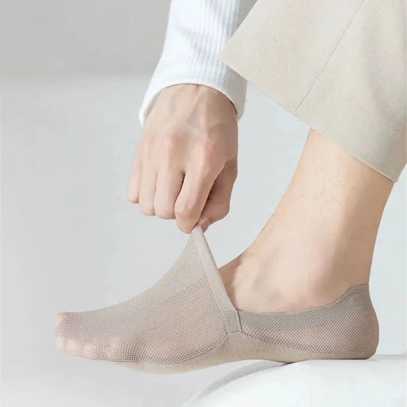 UNISOLE | INVISIBLE BREATHABLE ANTI-SLIP SOCK (5 2 FREE)