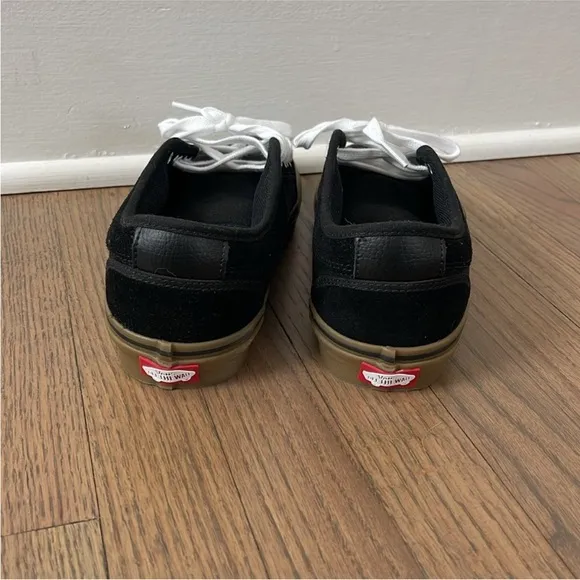 Vans Pro Skate Chukka Low Shoe - Size 8.5 - Like new