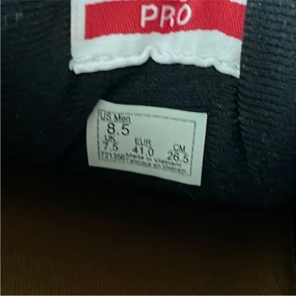 Vans Pro Skate Chukka Low Shoe - Size 8.5 - Like new