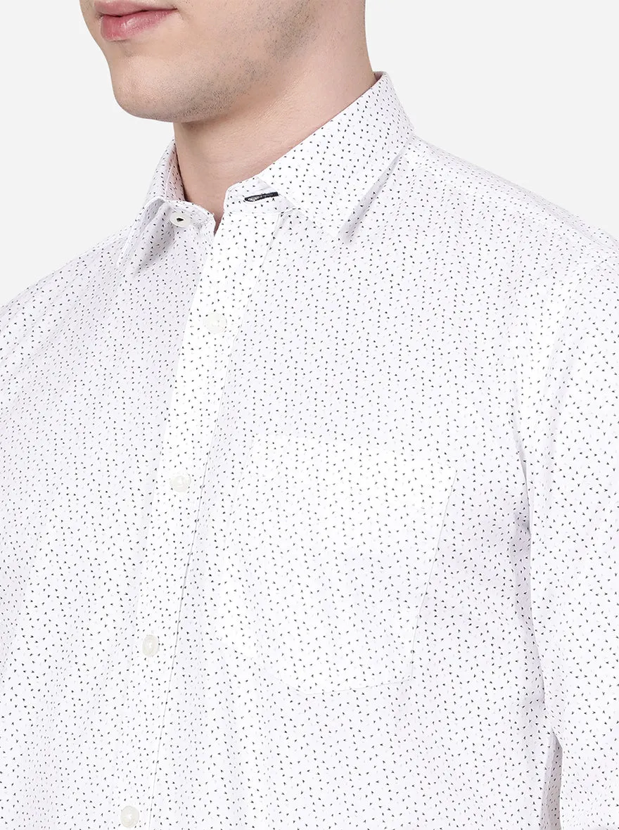 White Printed Slim Fit Casual Shirt | JadeBlue