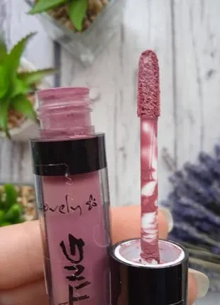 Wibo lovely extra lasting matte & lasting