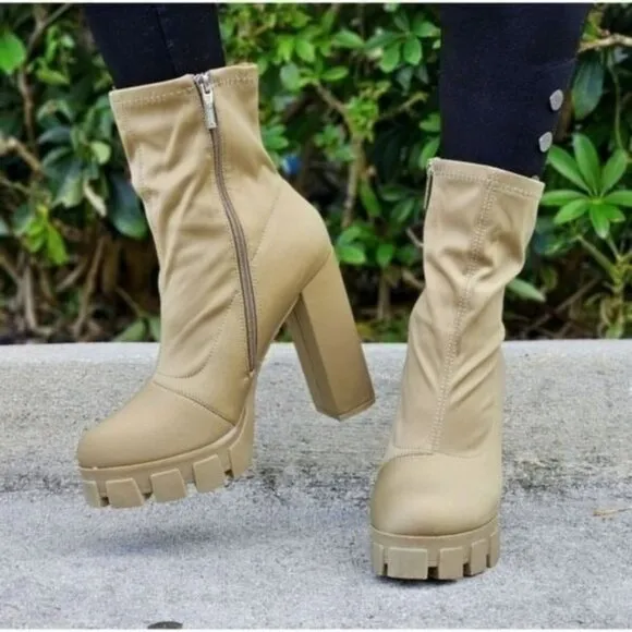 Women's Platform Ankle Chunky Heel Boots Taupe Color
